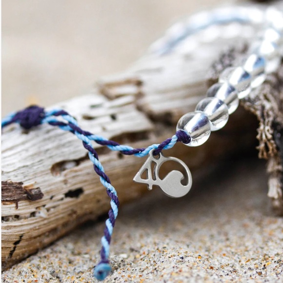 NWT 4Ocean Whale Beaded Bracelet Unisex, waterproof, adjustable from 7 to 13 in. - Picture 3 of 11